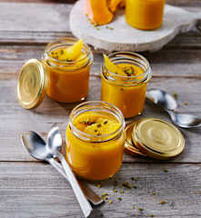 Kürbis-Kokos-Grießpudding