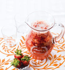 Sangria de champanhe e morango
