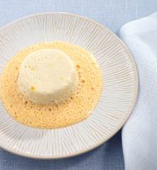 Rotbarben-Mousseline mit Mittelmeersauce