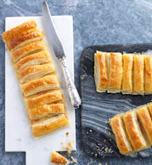 Tiras folhadas de maçã