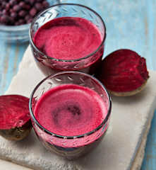 Rote-Bete-Smoothie-Shot