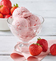 Helado cheesecake con fresas low carb