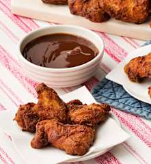 Hot crunchy wings (Alitas de pollo picantes crujientes)