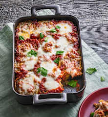 Sizilianischer Nudelschnecken-Auflauf