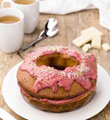 Ciambella paradiso cioccolato bianco e lamponi