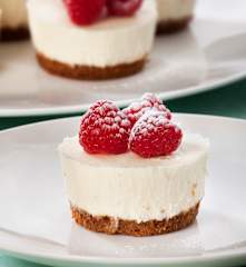 Mini cheesecakes de chocolate branco