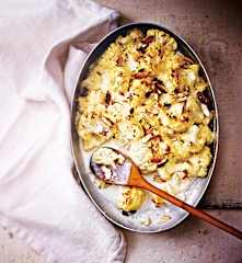 Gratin de chou-fleur, manchego et amandes