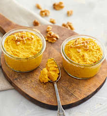 Pesto di carote e noci