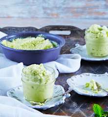 Nieve de aguacate y coco