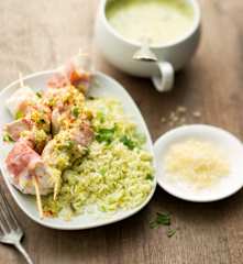 Velouté de poireau au parmesan, poulet bardé au lard