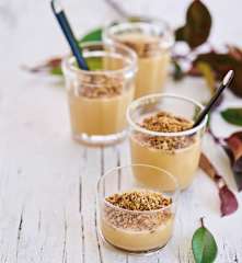 Mousse de maçã com crumble