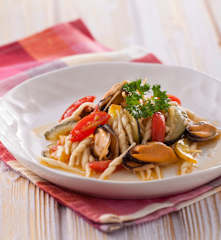 義式手捲意粉與淡菜佐櫛瓜醬