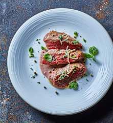 Filetto di manzo sottovuoto in salsa al vino