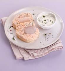 Pain de saumon, cœur saint-jacques, crème à l'aneth