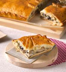 Empanada de setas al cabrales