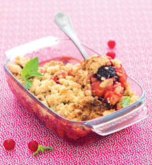 Crumble ai frutti rossi e fiocchi d'avena