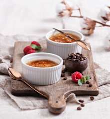 Kawowy crème brûlée