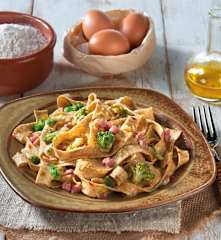 Tagliatelle integrali ai broccoli