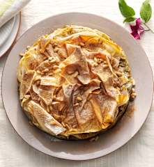 Beef, apricot and pine nut pastilla