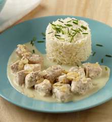 Kuřecí kousky s mandlemi a rýží