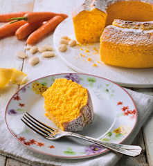 Dolce di carote e mandorle