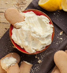 Crema mascarpone al limone senza uova