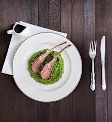 Lamb cutlets with spinach and pea purée