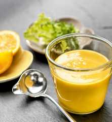 Condimento all'arancia e curry