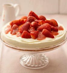 Cheesecake à la fraise et aux biscuits amaretti