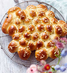 Almond Easter Sheep