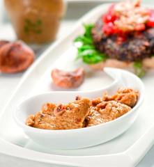 Musztarda z suszonymi figami