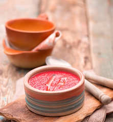 Zupa krem z pieczonych buraków z koprem włoskim i jabłkiem