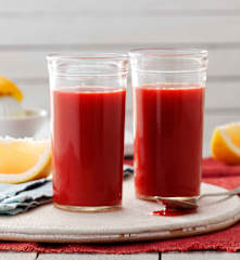 Succo agli agrumi, zenzero e barbabietola