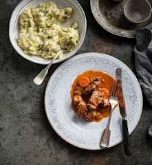 Ragoût de bœuf à la bière et colcannon