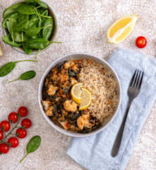 Curry szpinakowo-kalafiorowe z ryżem