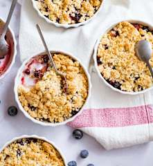 Crumble pommes et fruits rouges