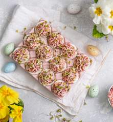 Jajka faszerowane buraczkami