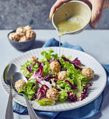 Radicchio-Eichblatt-Salat mit Zitronenvinaigrette