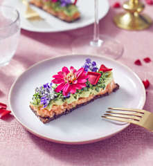 Lachsschnitte mit Avocadocreme