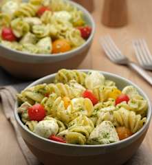 Chicken Caprese Pasta Salad