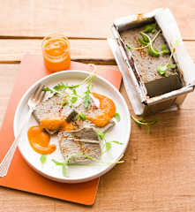 Pasztet z bakłażana z pomidorowym coulis