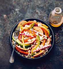 Bol complet aux légumes, quinoa et graines de lin