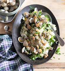Risotto aux herbes et aux coques