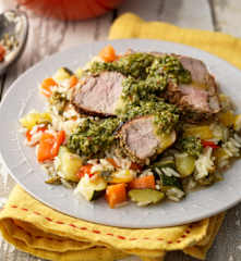 Solomillo de cerdo a la parrilla con chimichurri y ensalada templada de arroz (MEATER)