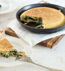 Tortilla de arroz rellena de espinaca y queso