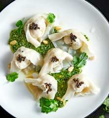 黄鱼馄饨青酱配鱼子酱