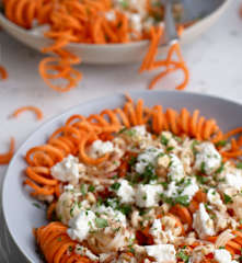 Spiralized carrot and apple salad with feta cheese and nuts (Thermomix® Spiralizer, TM6)