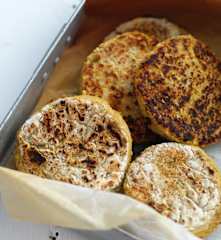 Hambúrguer de grão, milho e feijão