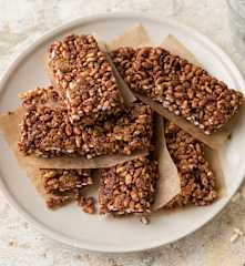 Barritas de arroz integral inflado