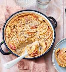 Clafoutis aux pommes et lait de noisette